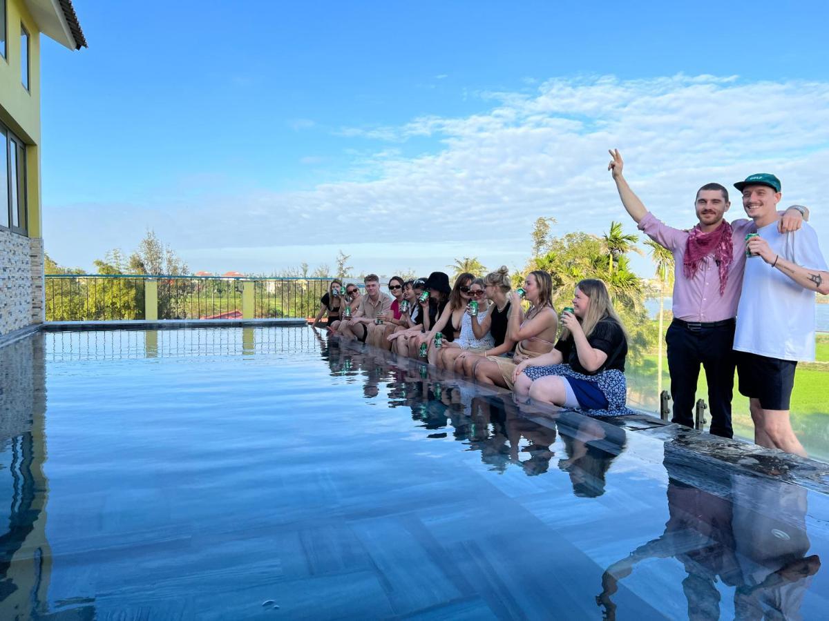 The Cuckoo'S Nest Hostel And Bar Managed By Hoianese Hoi An Eksteriør billede
