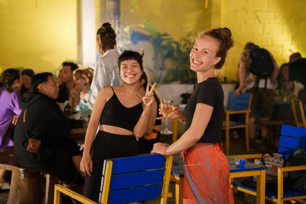 The Cuckoo'S Nest Hostel And Bar Managed By Hoianese Hoi An Eksteriør billede